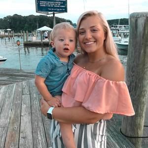 Meet your Posher, Becca